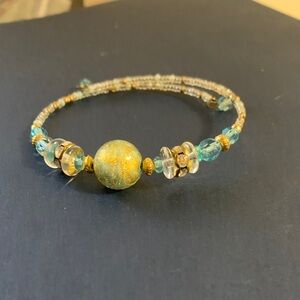 Turquoise and Gold Beaded Women’s Bracelet